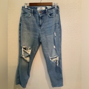 Hollister curvy high rise mom jean